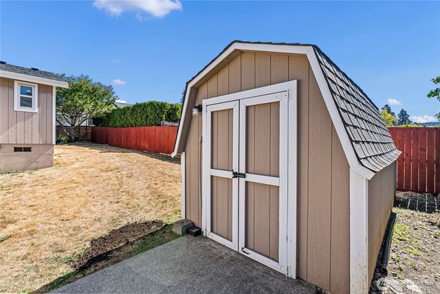210 Champion Street, Steilacoom, WA 98388