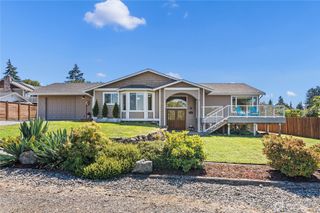 210 Champion Street, Steilacoom, WA 98388