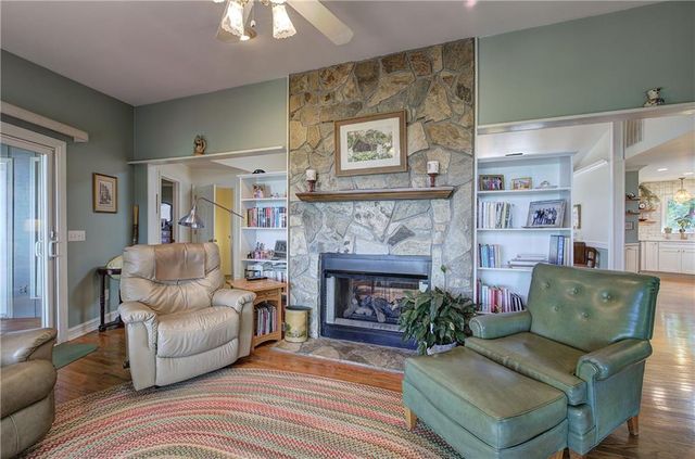 213 South View Trail, Jasper, GA 30143