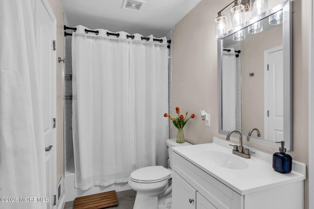 1309 Seaman Avenue, Beachwood, NJ 08722