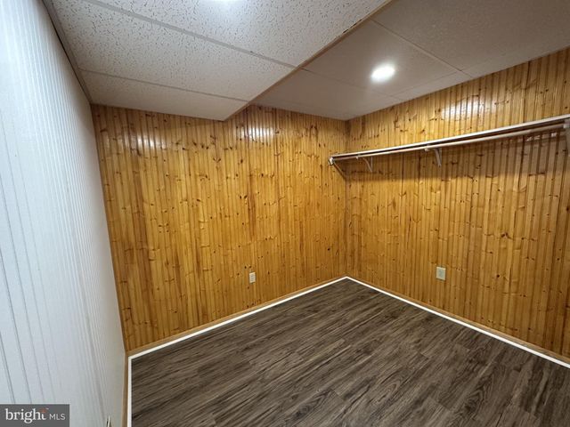 827 N SHENANDOAH AVE, Front Royal, VA 22630