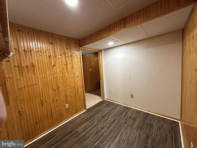 827 N SHENANDOAH AVE, Front Royal, VA 22630