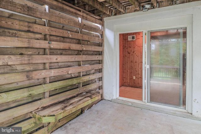 827 N SHENANDOAH AVE, Front Royal, VA 22630