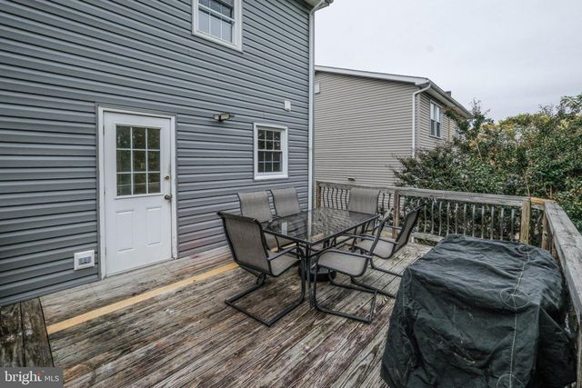 827 N SHENANDOAH AVE, Front Royal, VA 22630