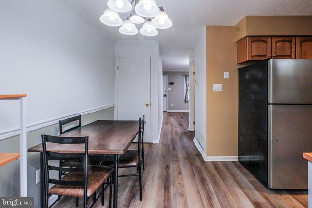 827 N SHENANDOAH AVE, Front Royal, VA 22630