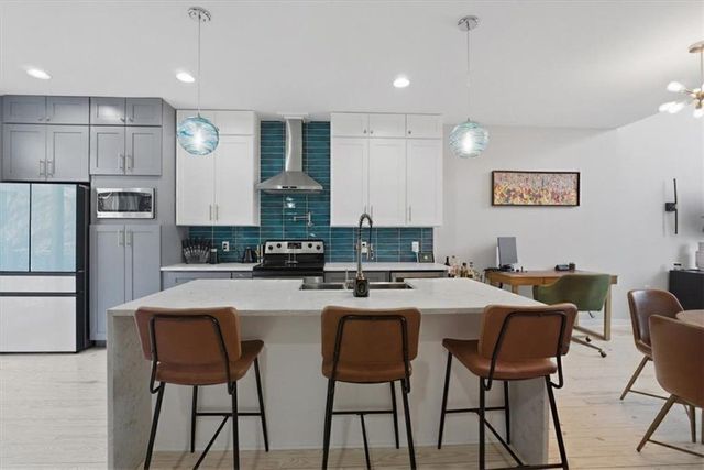 1250 Breuer Mews, Atlanta, GA 30318