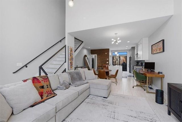 1250 Breuer Mews, Atlanta, GA 30318