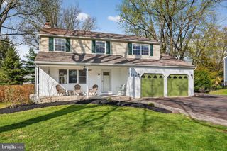1210 HUNTER HILL DR, Lansdale, PA 19446