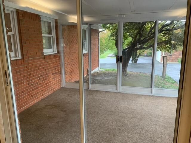 94 Carrol Ann Avenue, Pleasureville, KY 40057