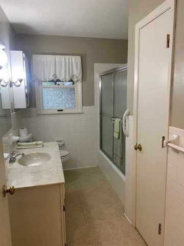 94 Carrol Ann Avenue, Pleasureville, KY 40057