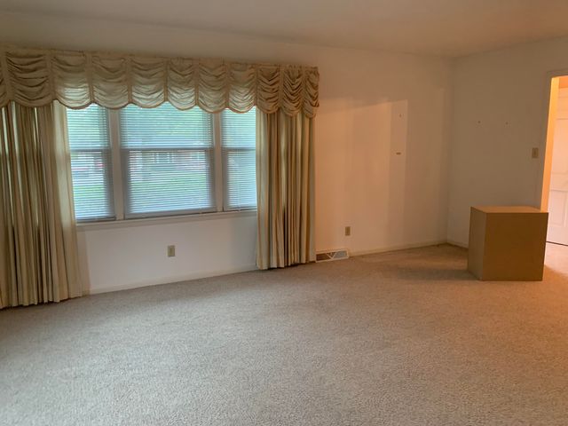 94 Carrol Ann Avenue, Pleasureville, KY 40057