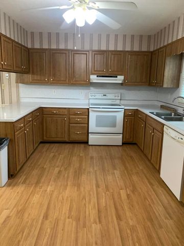 94 Carrol Ann Avenue, Pleasureville, KY 40057