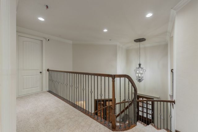 109 Meadowlands Drive, Denton, TX 76210