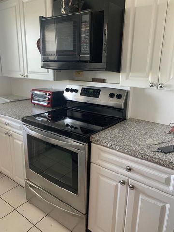 4030 HARWOOD D 4030, Deerfield Beach, FL 33442