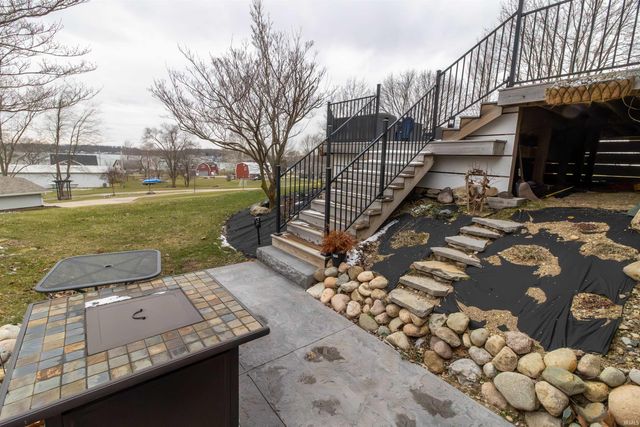 255 Lane 220 Lake Gage, Angola, IN 46703