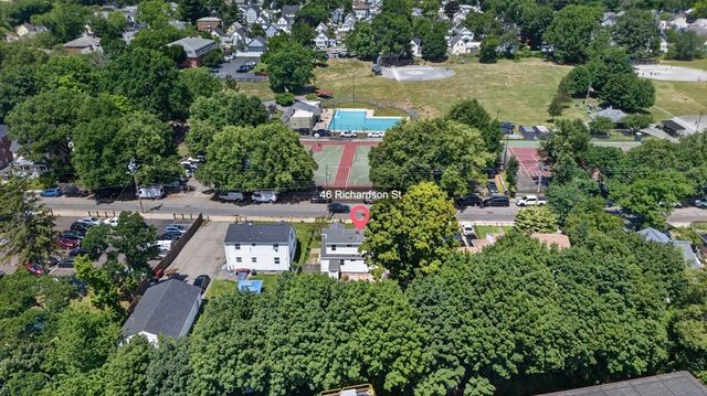 46 Richardson, Lowell, MA 01850