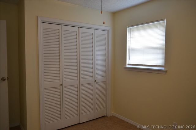 2125 S Main Street, Sapulpa, OK 74066