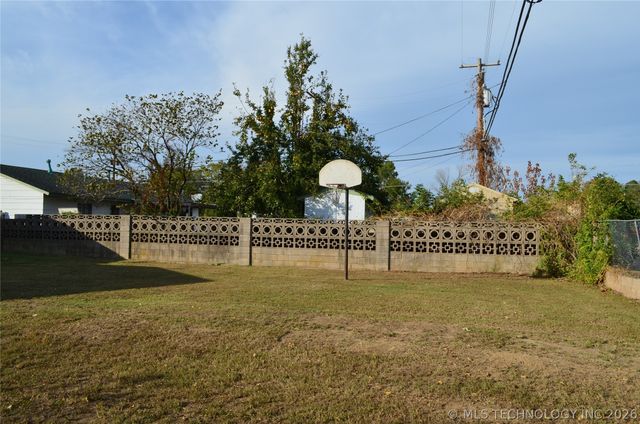 2125 S Main Street, Sapulpa, OK 74066