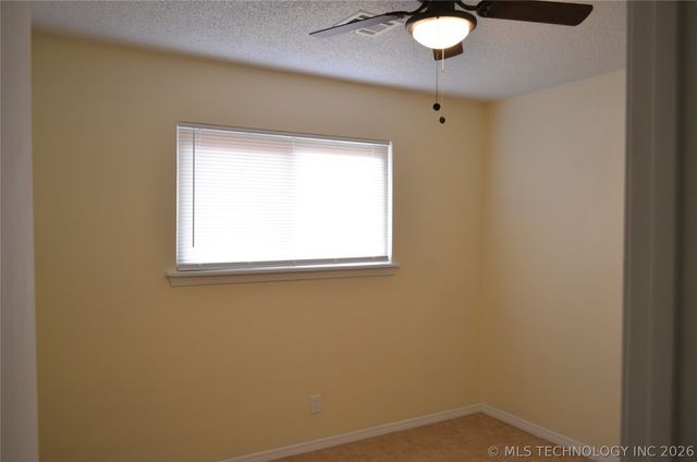 2125 S Main Street, Sapulpa, OK 74066