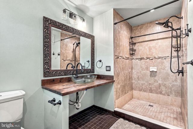 169 BARNSBURY RD, Langhorne, PA 19047
