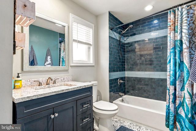 169 BARNSBURY RD, Langhorne, PA 19047