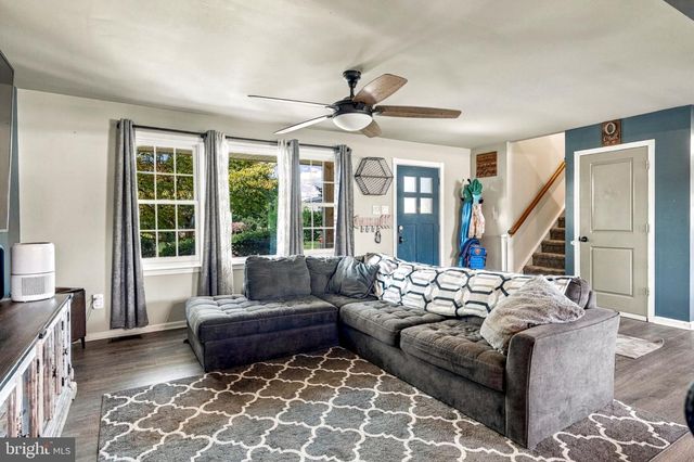 169 BARNSBURY RD, Langhorne, PA 19047