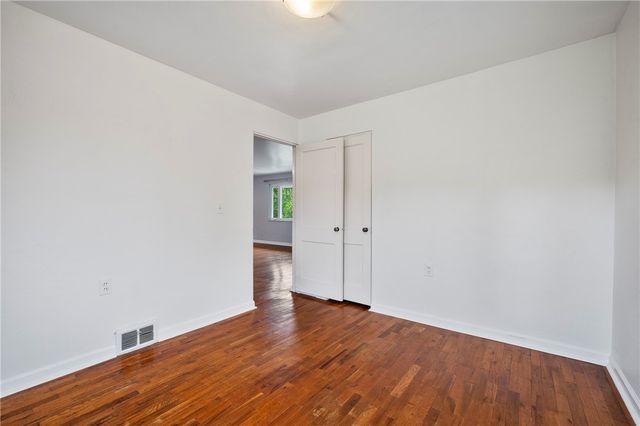 449 Thompsonville Rd, Peters Twp, PA 15317