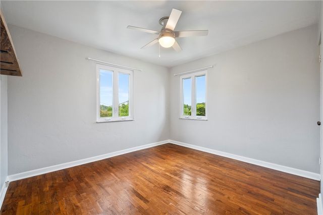 449 Thompsonville Rd, Peters Twp, PA 15317