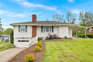 449 Thompsonville Rd, Peters Twp, PA 15317