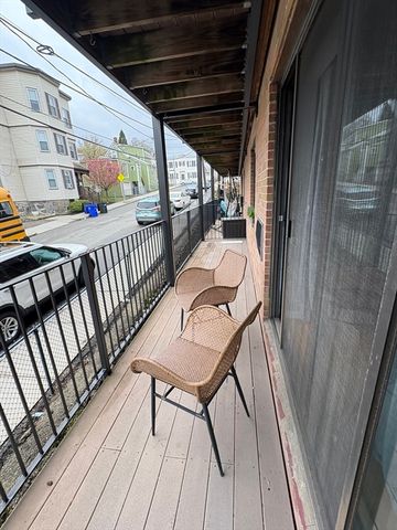 10 Coffey St 14, Boston, MA 02122
