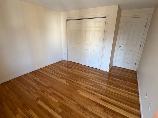 10 Coffey St 14, Boston, MA 02122