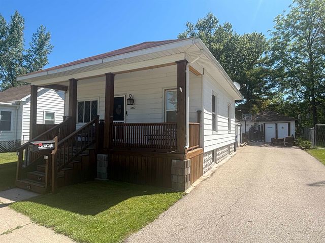 608 N Catherine Street, Bay City, MI 48706
