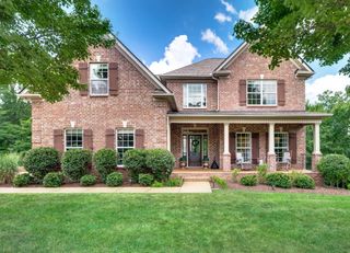 1542 Red Oak Ln, Brentwood, TN 37027