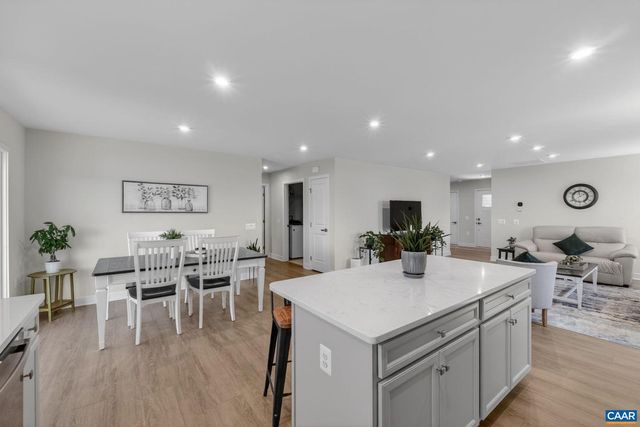 104 GUNNISON DR, Barboursville, VA 22923