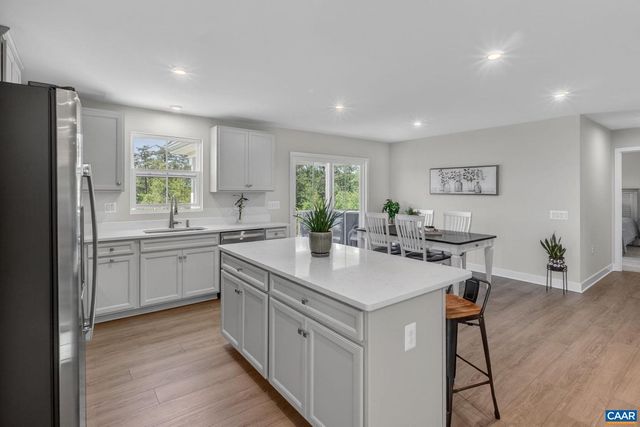104 GUNNISON DR, Barboursville, VA 22923