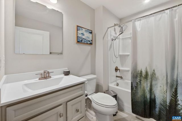 104 GUNNISON DR, Barboursville, VA 22923