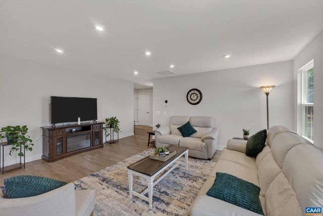 104 GUNNISON DR, Barboursville, VA 22923