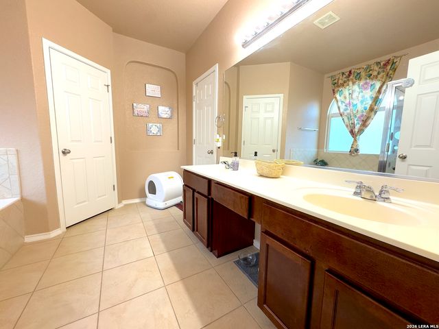 1023 ORCHID GROVE, San Antonio, TX 78245