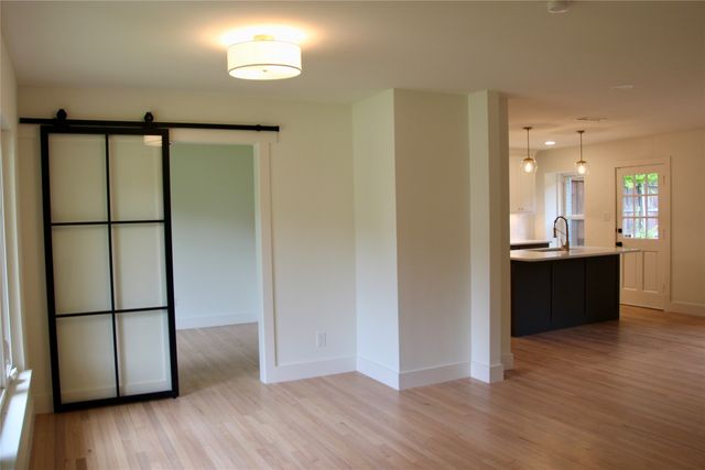 6335 Monticello Avenue, Dallas, TX 75214