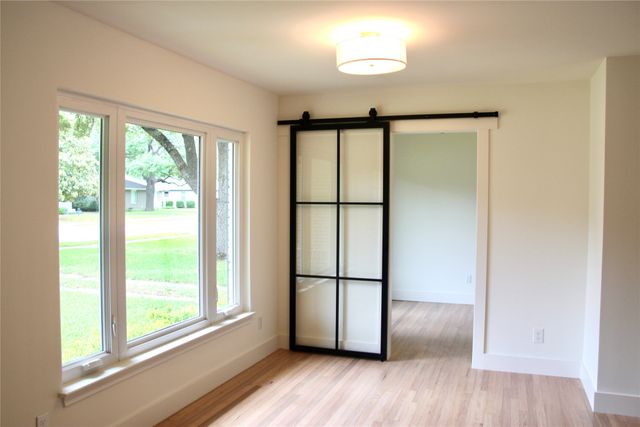 6335 Monticello Avenue, Dallas, TX 75214