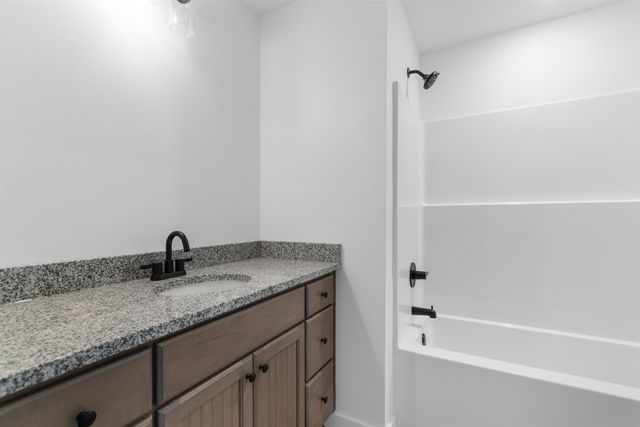 402 S Magnolia Ave., Andrews, SC 29510
