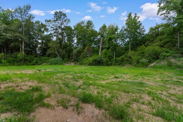 402 S Magnolia Ave., Andrews, SC 29510