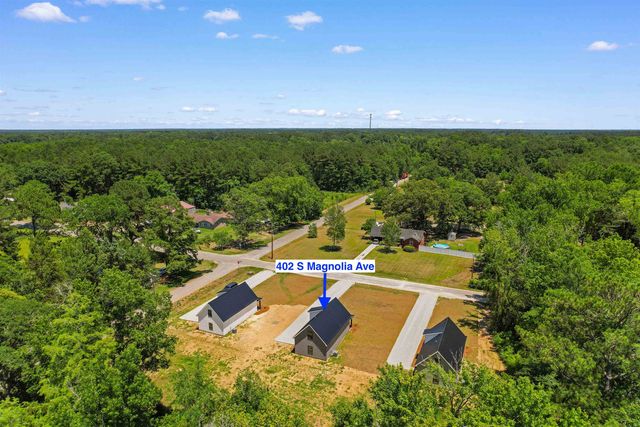 402 S Magnolia Ave., Andrews, SC 29510