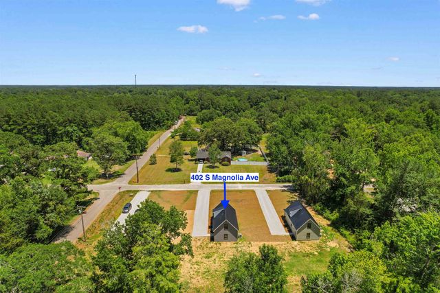 402 S Magnolia Ave., Andrews, SC 29510