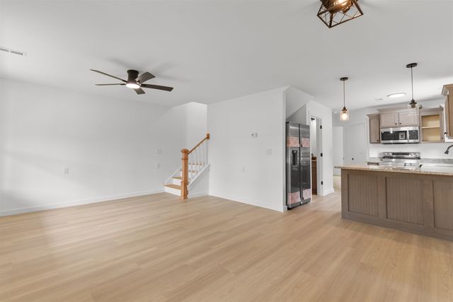 402 S Magnolia Ave., Andrews, SC 29510