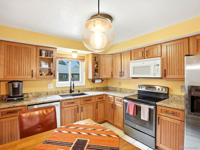 13850 W 75th Pl, Arvada, CO 80005