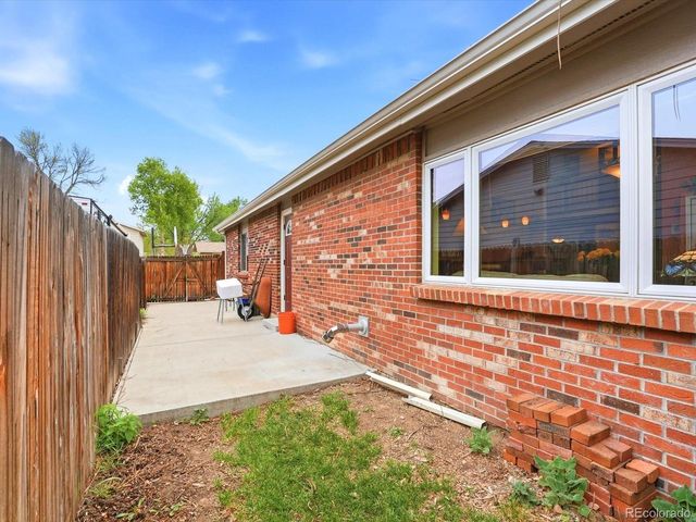13850 W 75th Pl, Arvada, CO 80005