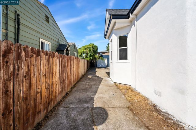 317 Glenn St, Vallejo, CA 94590