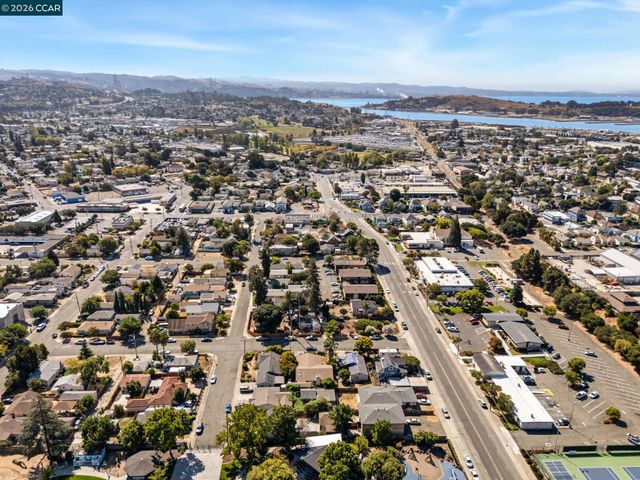 317 Glenn St, Vallejo, CA 94590