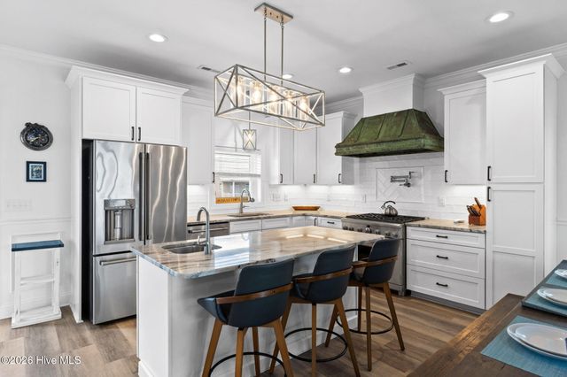 452 E Fourth Street, Ocean Isle Beach, NC 28469